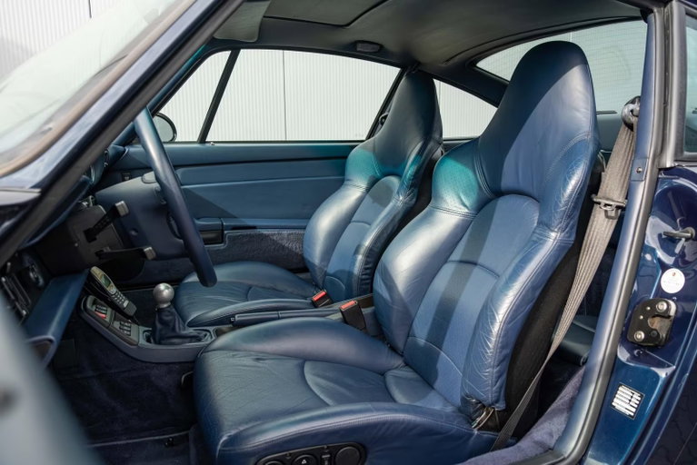 Porsche 993 Carrera 4S
