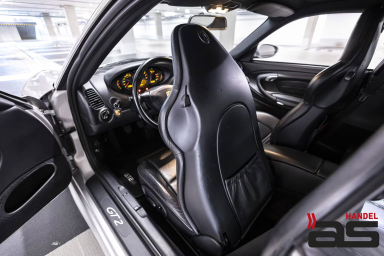 Porsche 996 GT2