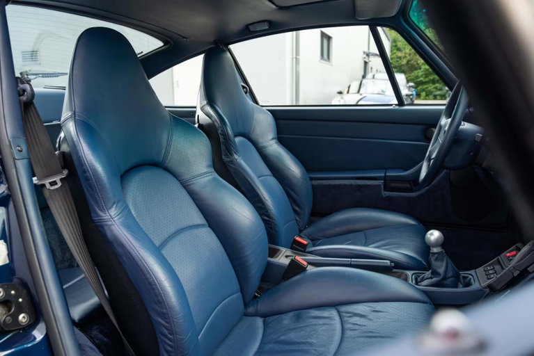 Porsche 993 Carrera 4S
