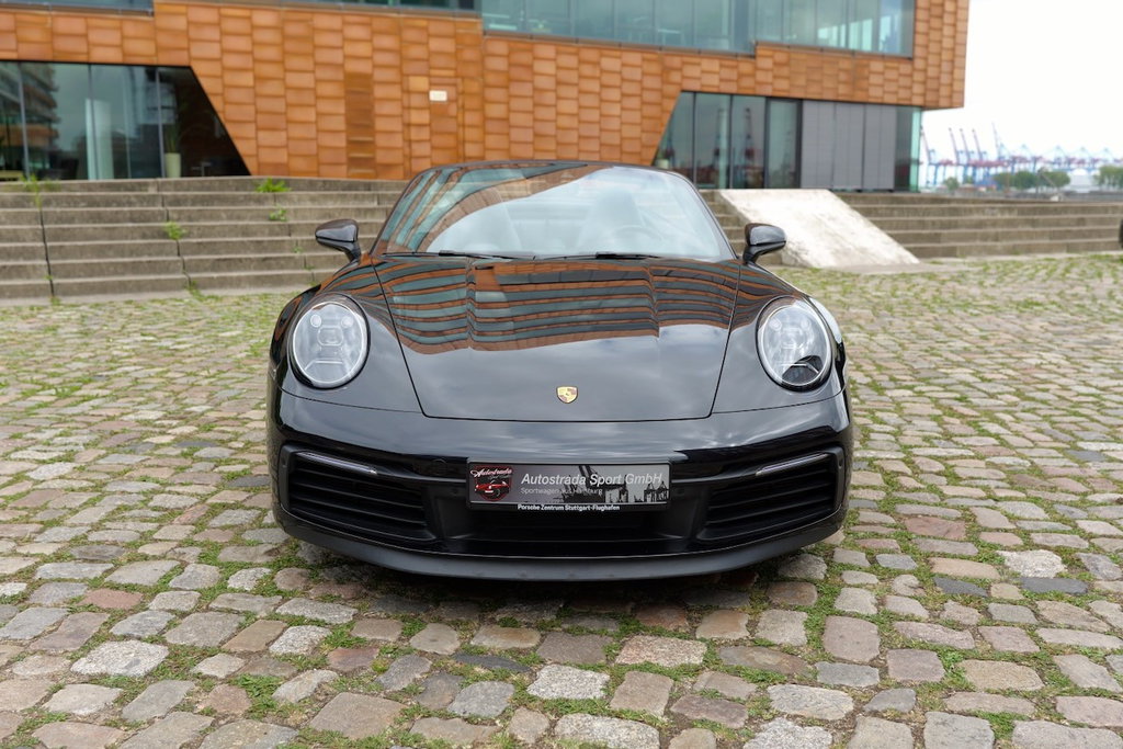 Porsche 992 Carrera 4S