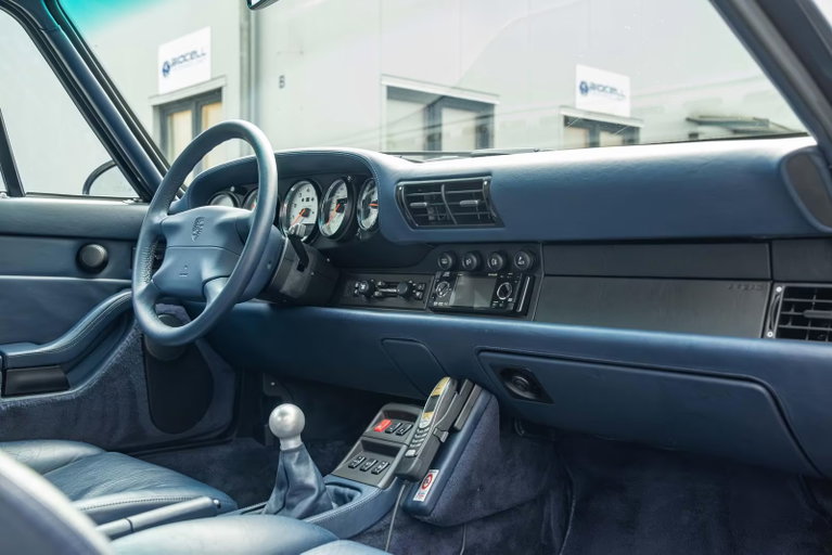 Porsche 993 Carrera 4S