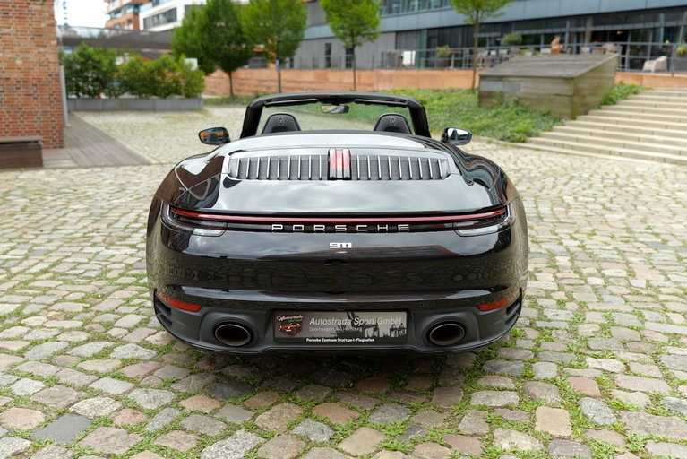 Porsche 992 Carrera 4S