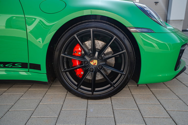Porsche 992 Carrera 4S