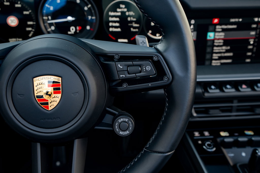 Porsche 992 Carrera 4S