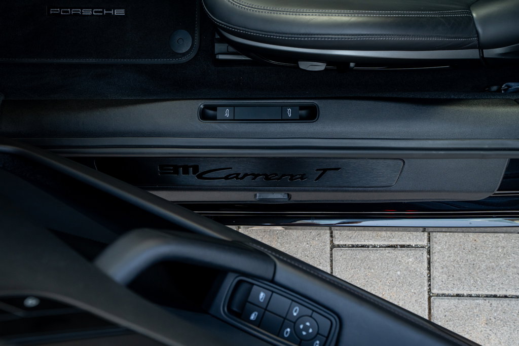 Porsche 992 Carrera T