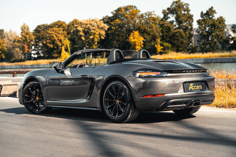 Porsche 718 Boxster