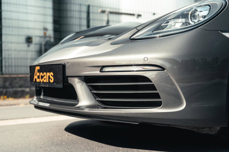 Porsche 718 Boxster