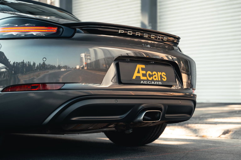 Porsche 718 Boxster