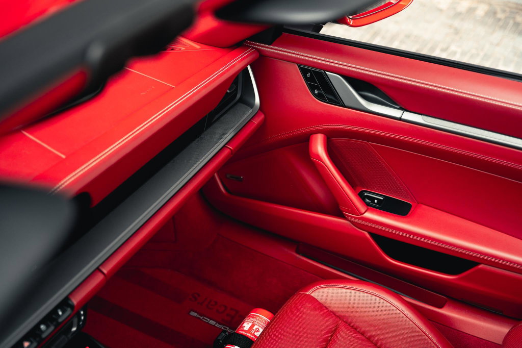 Porsche 992 Carrera S
