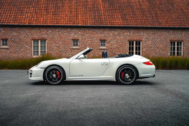 Porsche 997.2 Carrera GTS