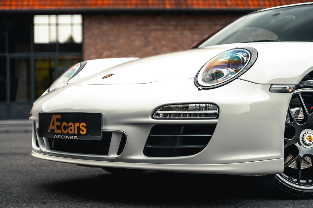 Porsche 997.2 Carrera GTS