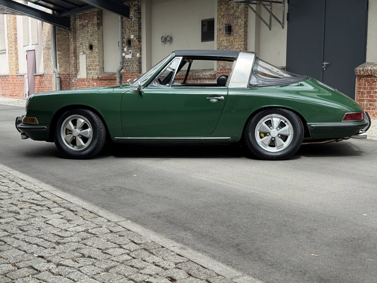 Porsche 911 S (F-Modell)