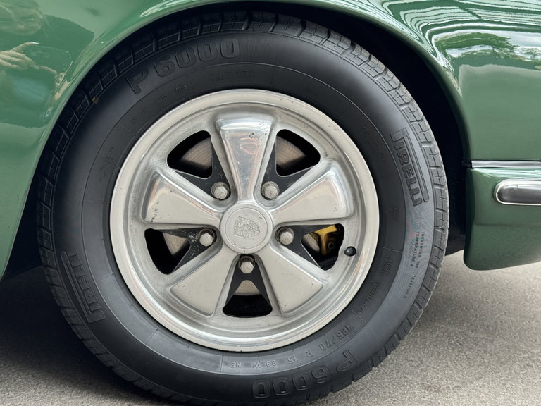 Porsche 911 S (F-Modell)