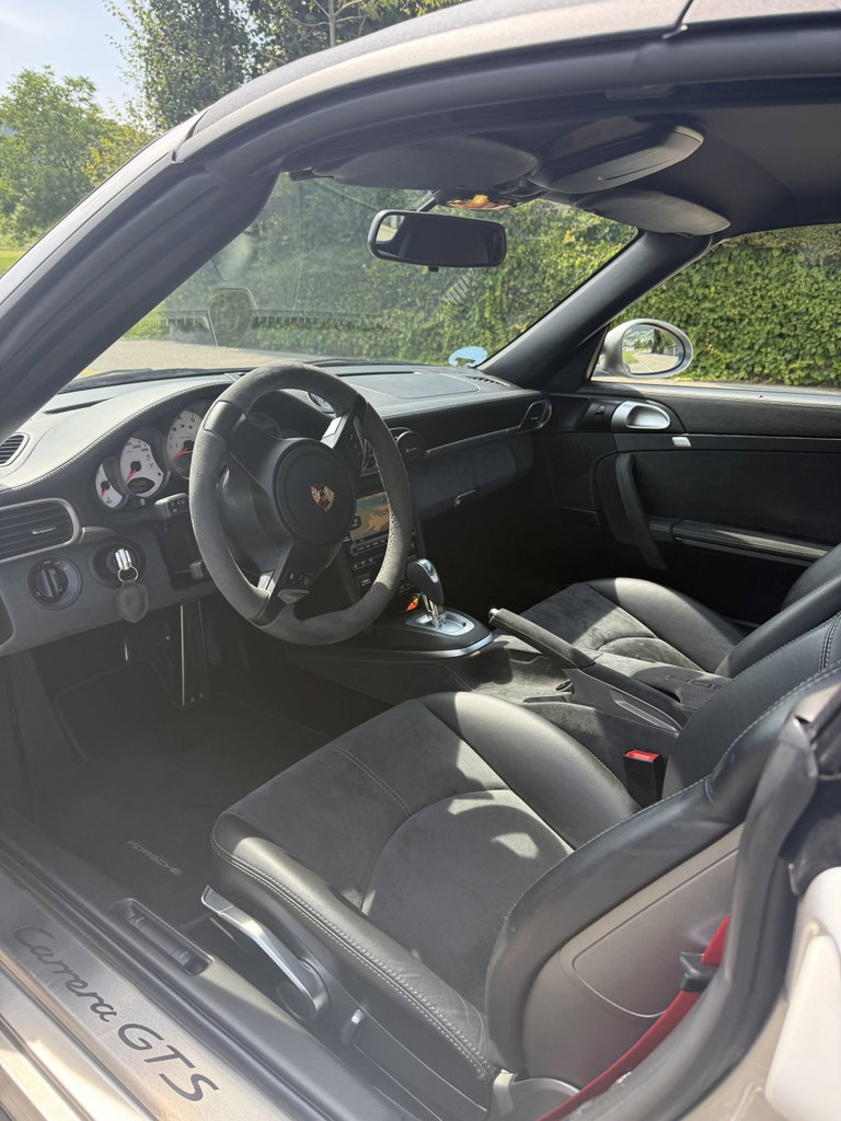 Porsche 997.2 Carrera GTS