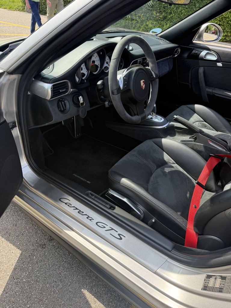 Porsche 997.2 Carrera GTS