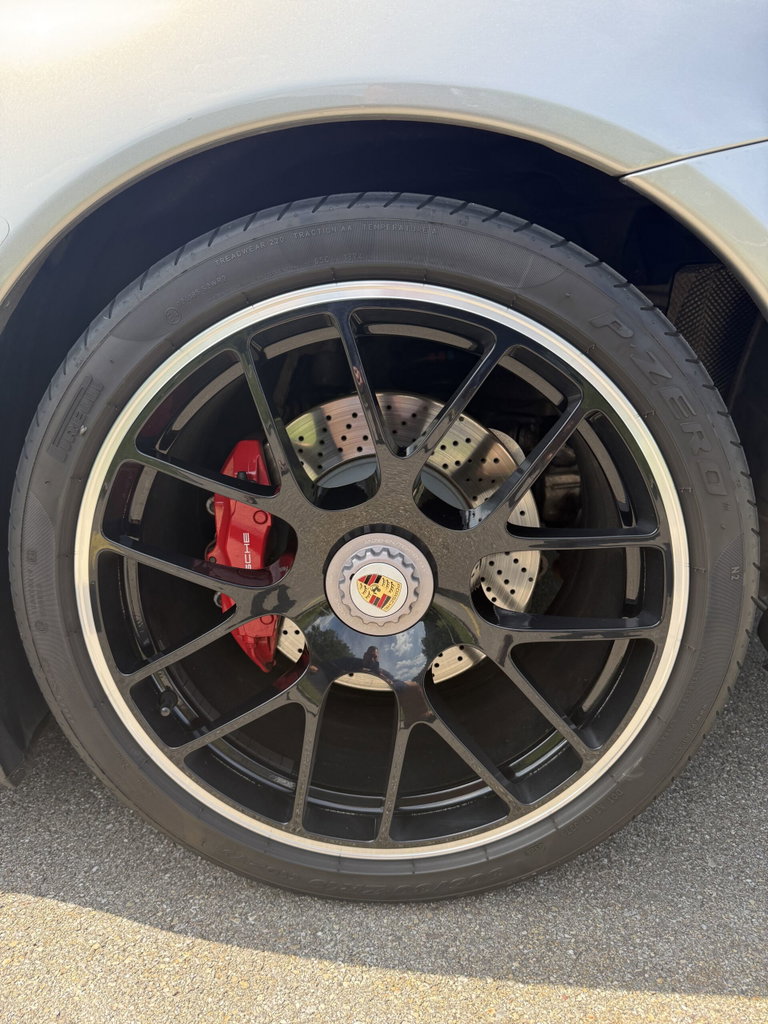 Porsche 997.2 Carrera GTS