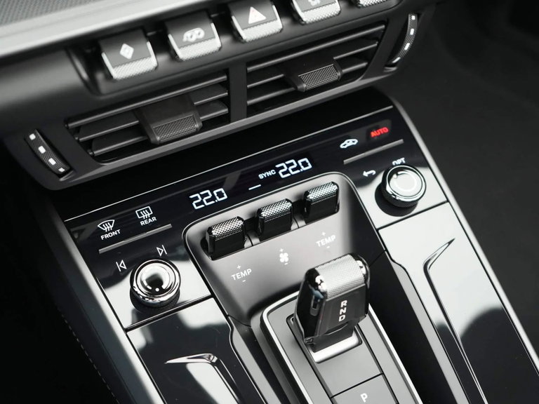 Porsche 992.2 Carrera