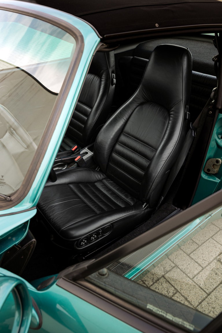 Porsche 964 Carrera 2 Cabrio WTL