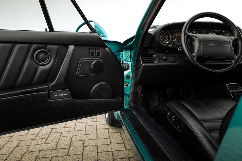 Porsche 964 Carrera 2 Cabrio WTL