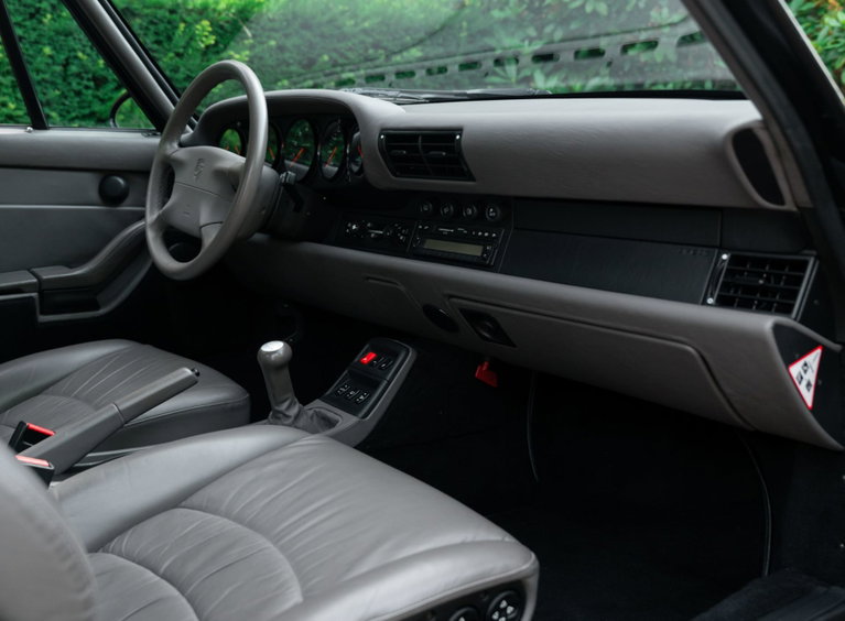 Porsche 993 Carrera 4S