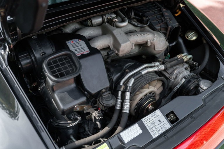 Porsche 993 Carrera 4S