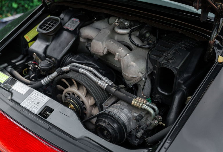 Porsche 993 Carrera 4S