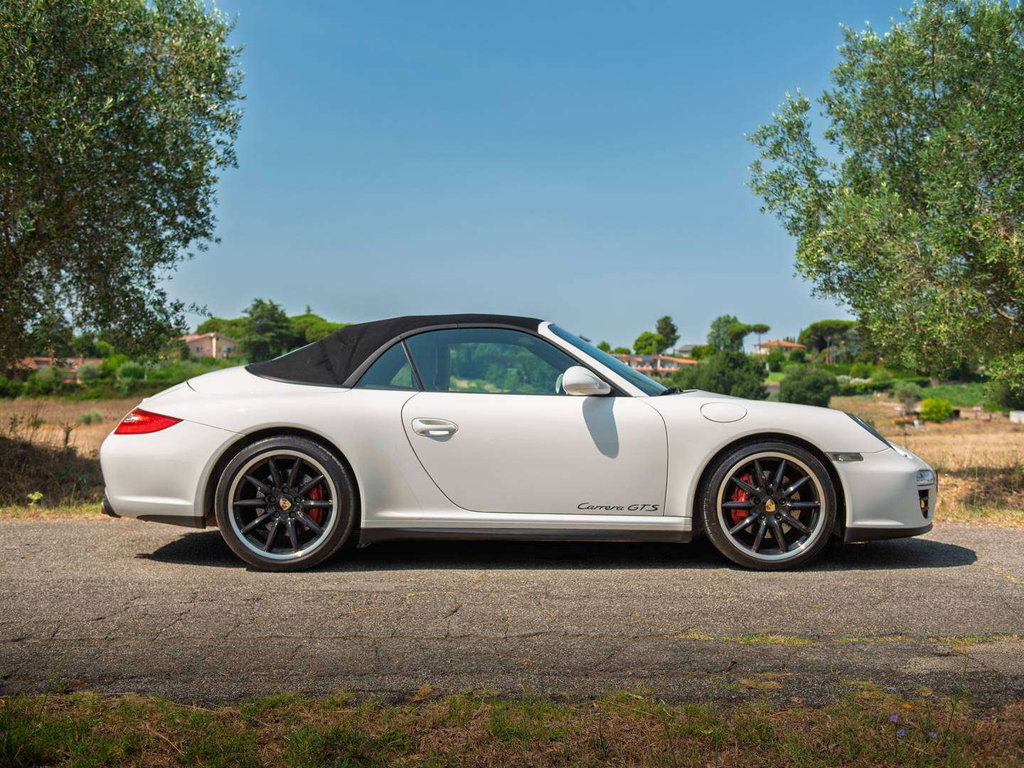 Porsche 997.2 Carrera GTS