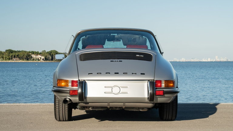 Porsche 911 S (F-Modell)