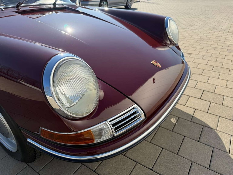 Porsche 911 T