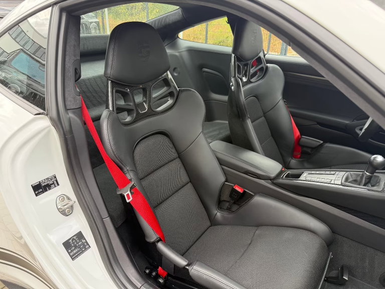 Porsche 991.2 GT3 Touring
