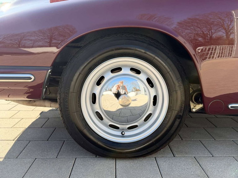 Porsche 911 T