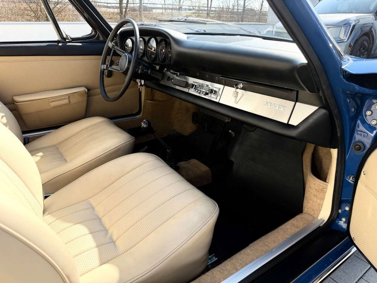 Porsche 911 T