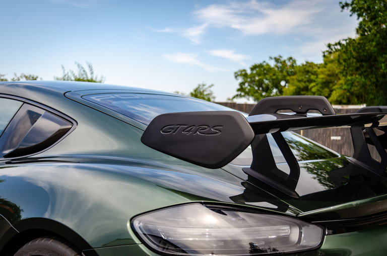 Porsche 718 Cayman GT4 RS