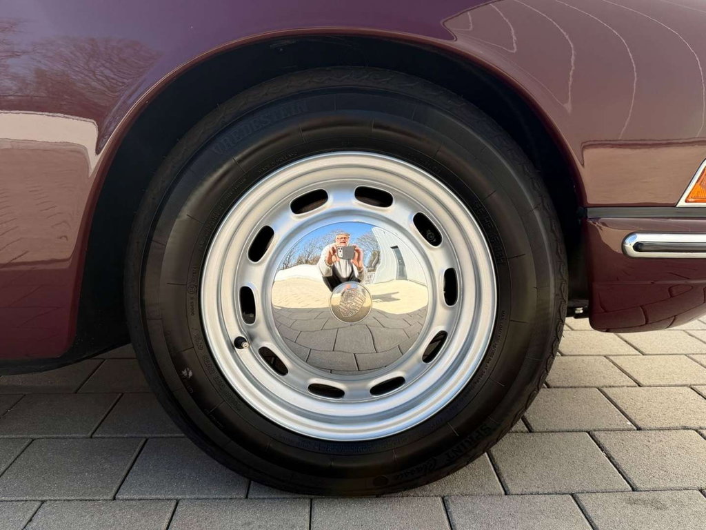 Porsche 911 T