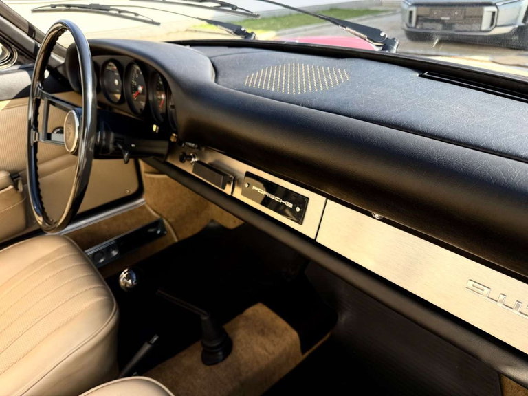 Porsche 911 T