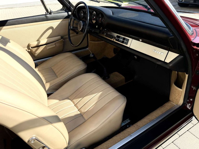Porsche 911 T