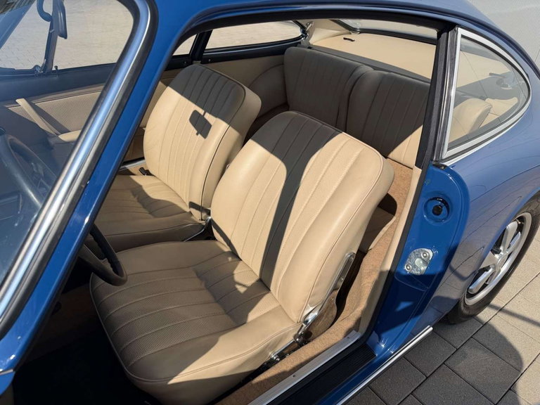 Porsche 911 T