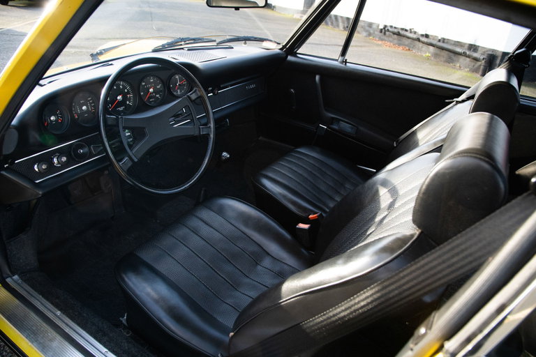 Porsche 911 E