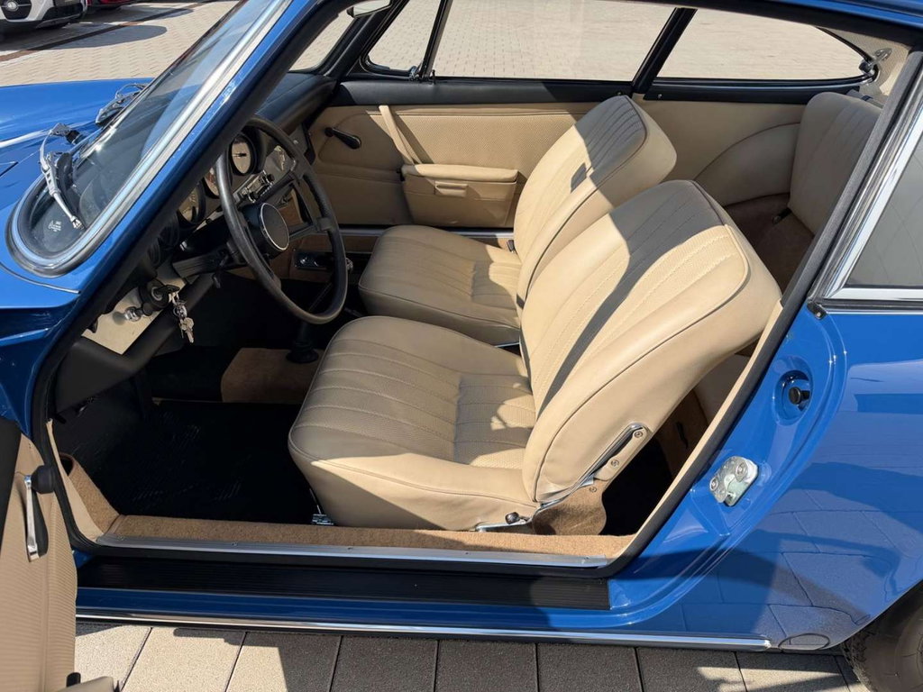 Porsche 911 T