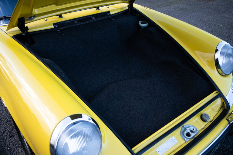 Porsche 911 E