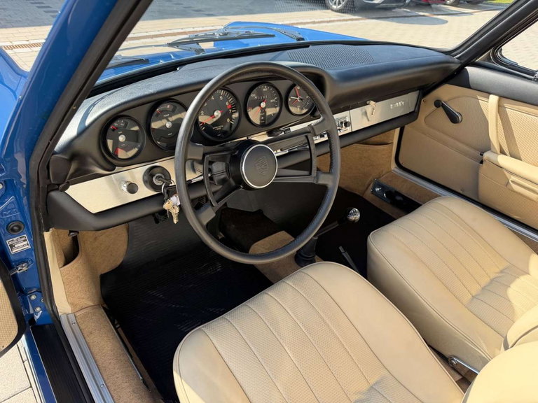 Porsche 911 T