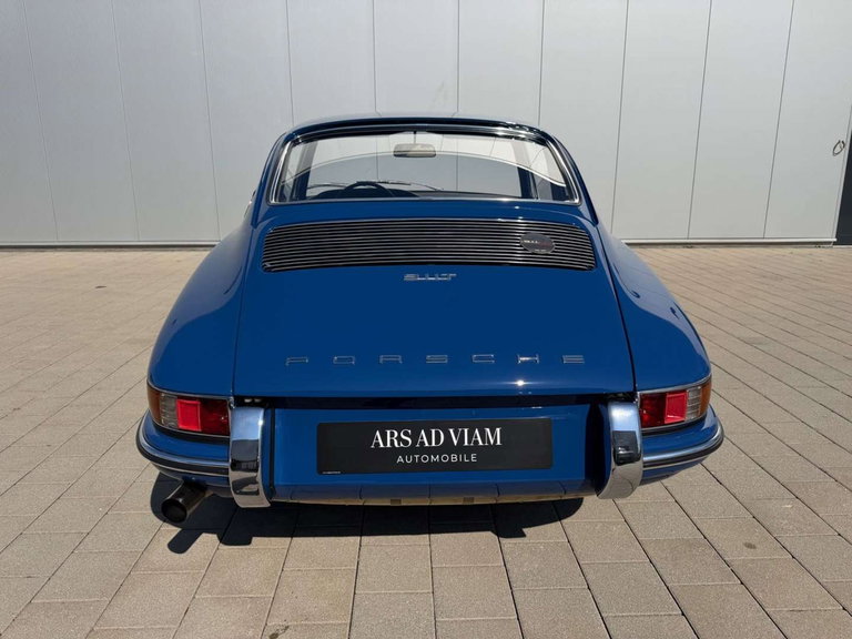 Porsche 911 T