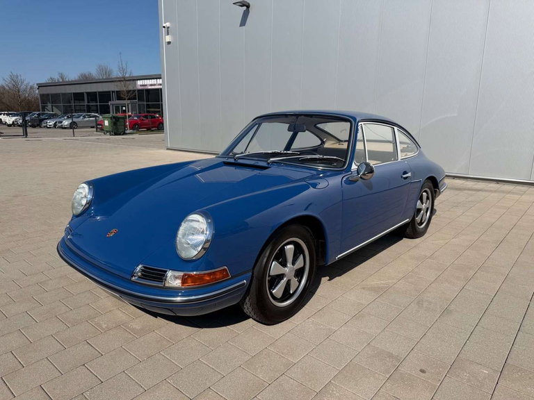 Porsche 911 T