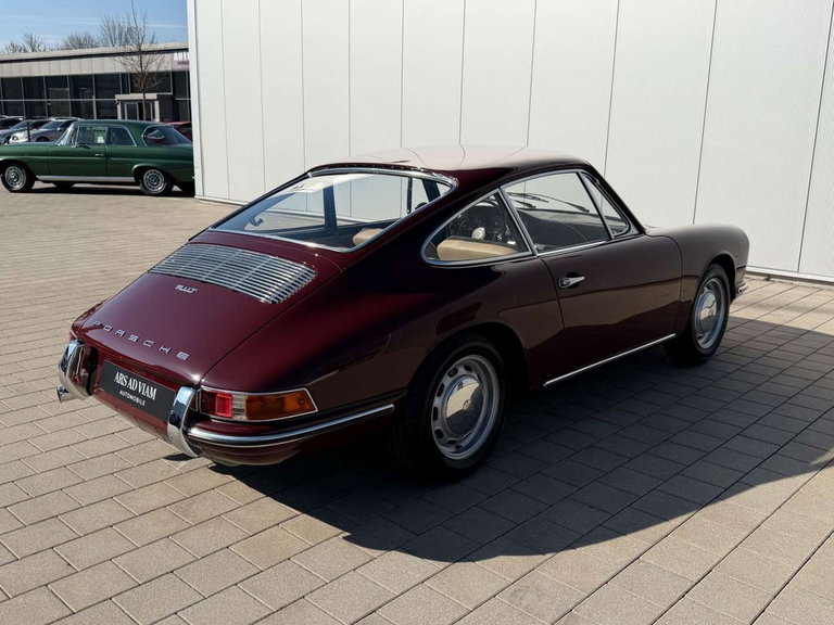 Porsche 911 T