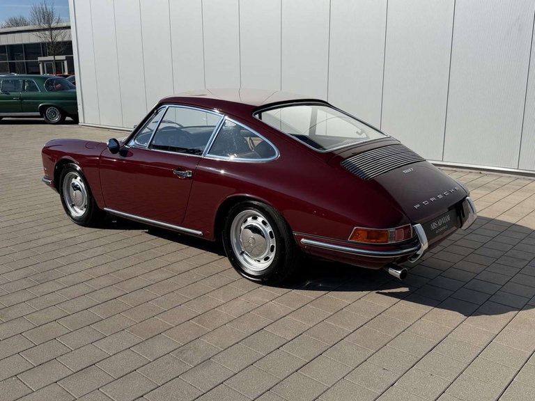 Porsche 911 T