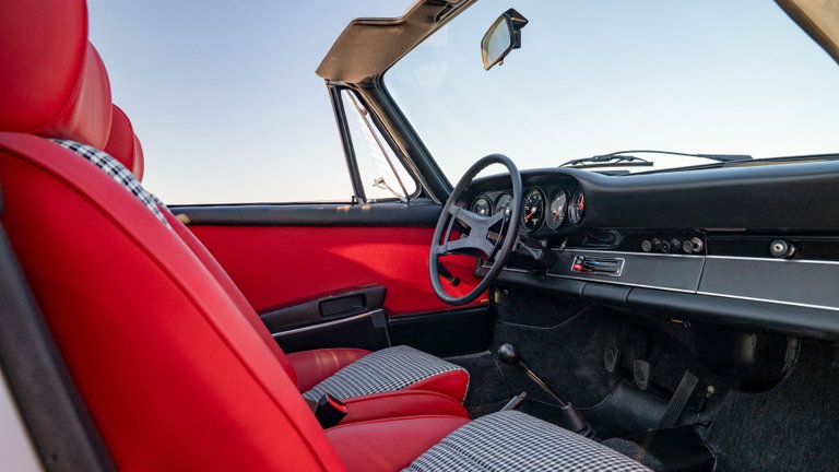 Porsche 911 S (F-Modell)