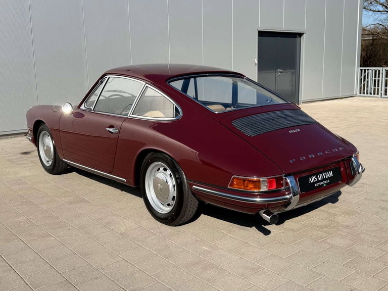 Porsche 911 T