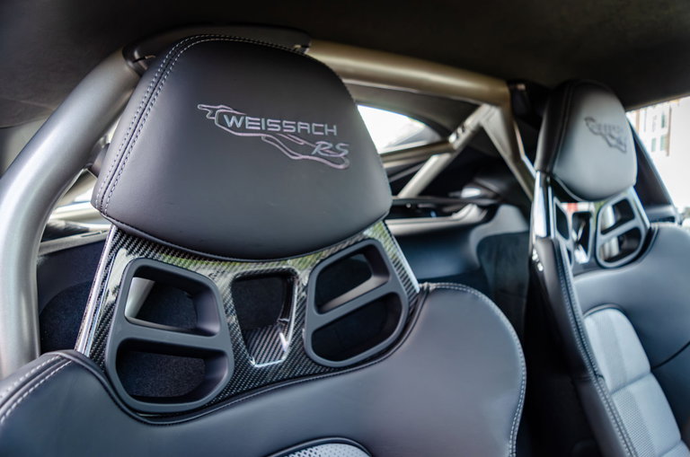 Porsche 718 Cayman GT4 RS