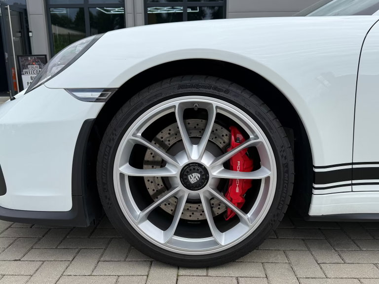Porsche 991.2 GT3 Touring