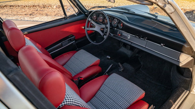Porsche 911 S (F-Modell)